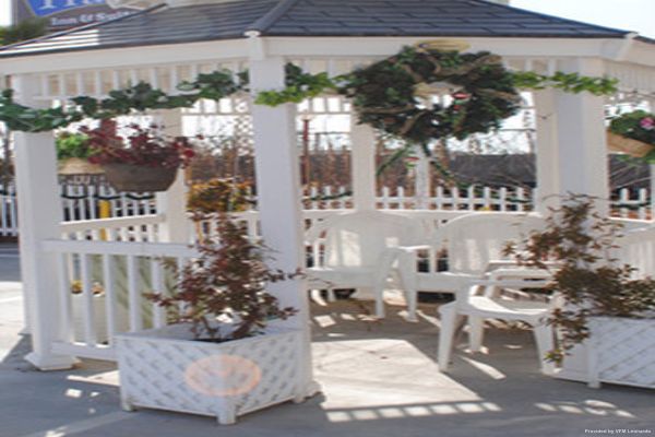 TRAVEL INN AND SUITES (Victorville)